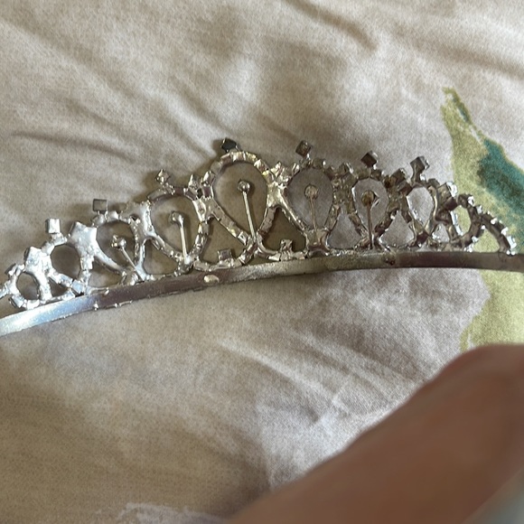 👰🏼♀️Vintage Crown👰🏼♀️ - Picture 5 of 6